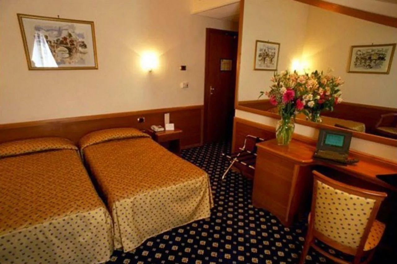 Quality Hotel Nova Domus Rom 4*,
