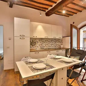 appartamento-indipendente-vicino-piazza-del-campo.it-tuscanyhotel.com/