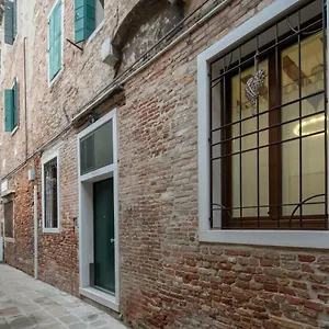 ca-flavia.hotelinveneto.com/